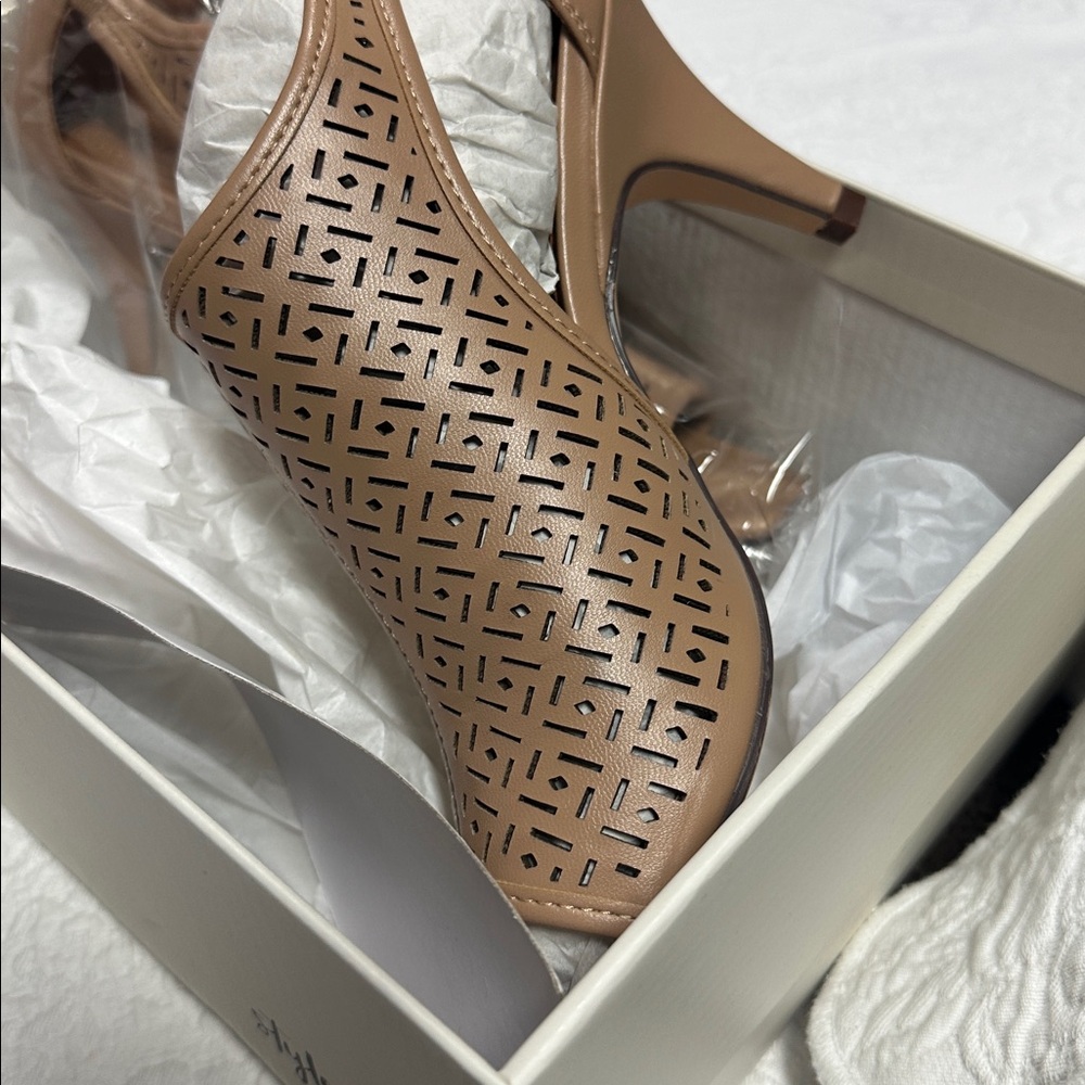 Style & Co Open Toe Nude Heel Size 7 - Picture 4 of 7
